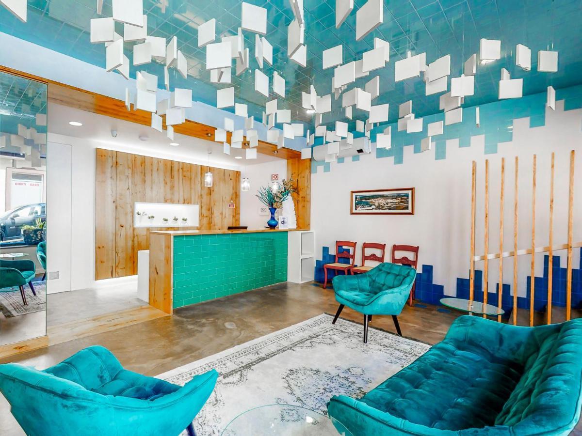 Facing Bay Hostel Praia da Vitória Εξωτερικό φωτογραφία