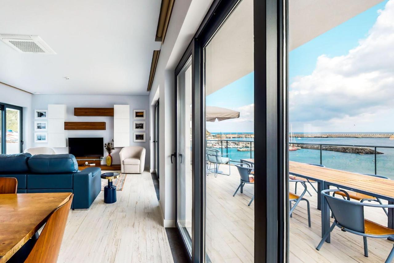 Facing Bay Hostel Praia da Vitória Εξωτερικό φωτογραφία