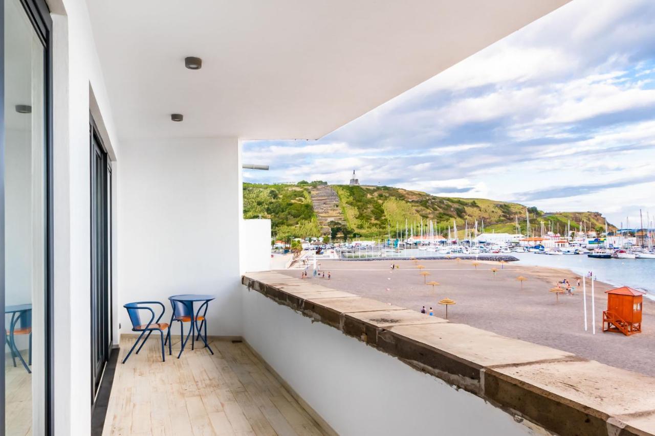 Facing Bay Hostel Praia da Vitória Εξωτερικό φωτογραφία