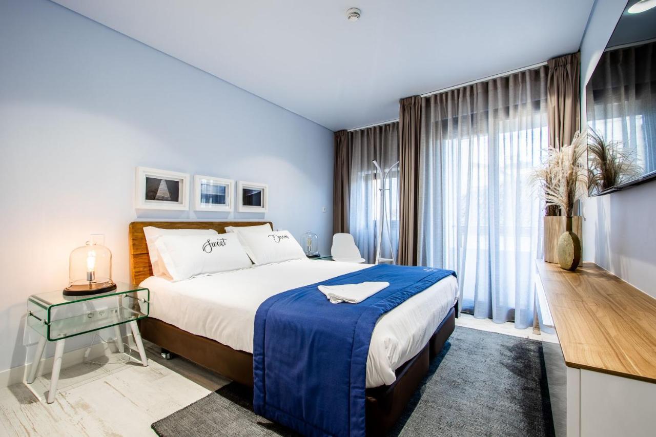 Facing Bay Hostel Praia da Vitória Εξωτερικό φωτογραφία